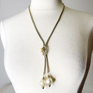 Vintage Avon Jewelry Necklace Chunky Pearl Drop Gold Chain Lariat 80s MCM Glam